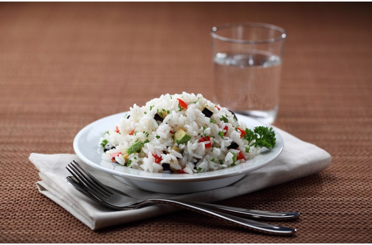 SEBZELİ PİRİNÇ PİLAVI